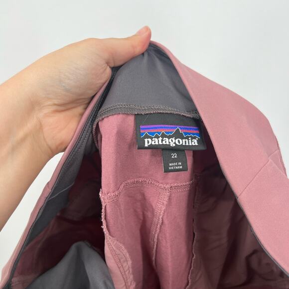 Patagonia Women's Caliza Rock Pants in Evening Mauve - Picture 6 of 8